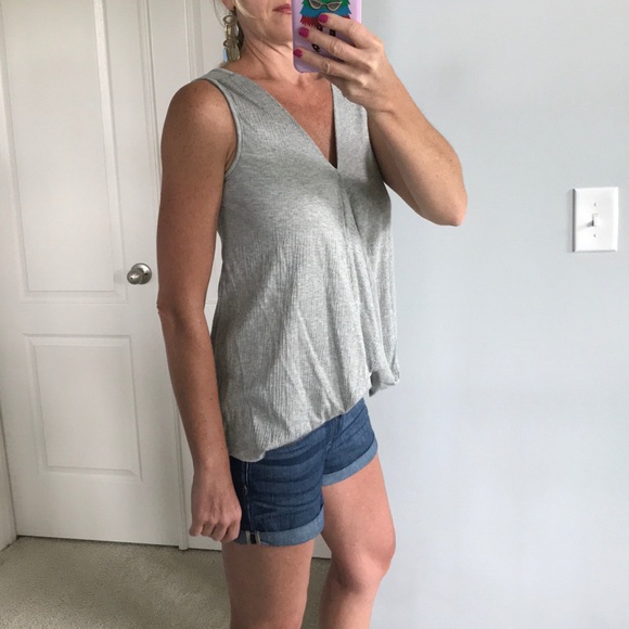 Grey, Sleeveless Bubble Hem Top - Picture 2 of 8